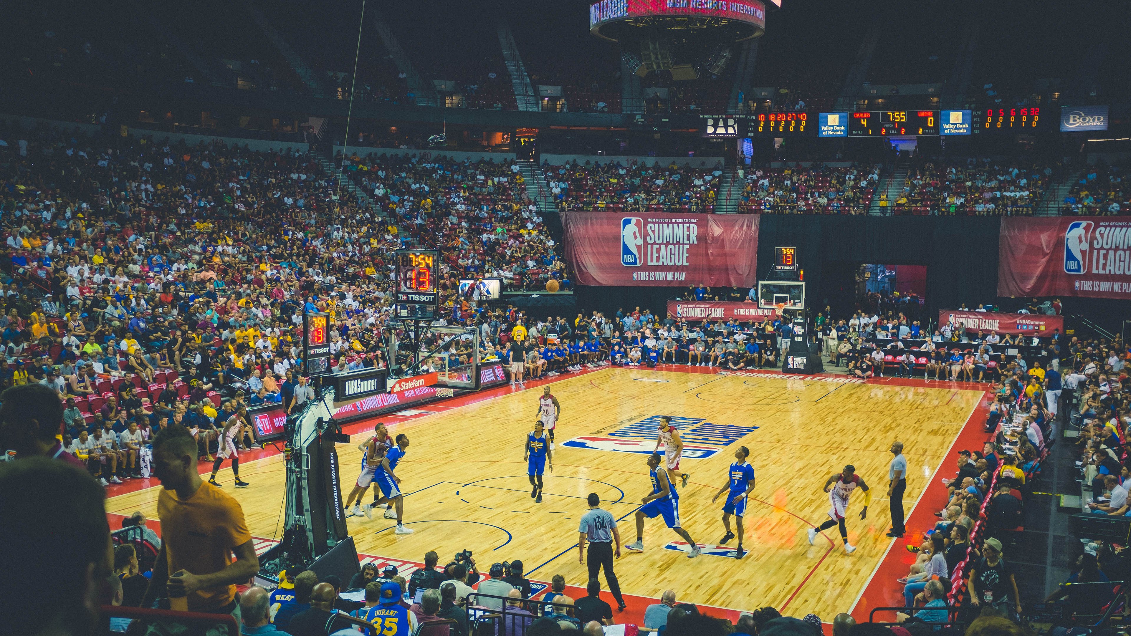 2024北京国际马拉松赛圆满落幕 肯尼亚选手刷新赛会纪录