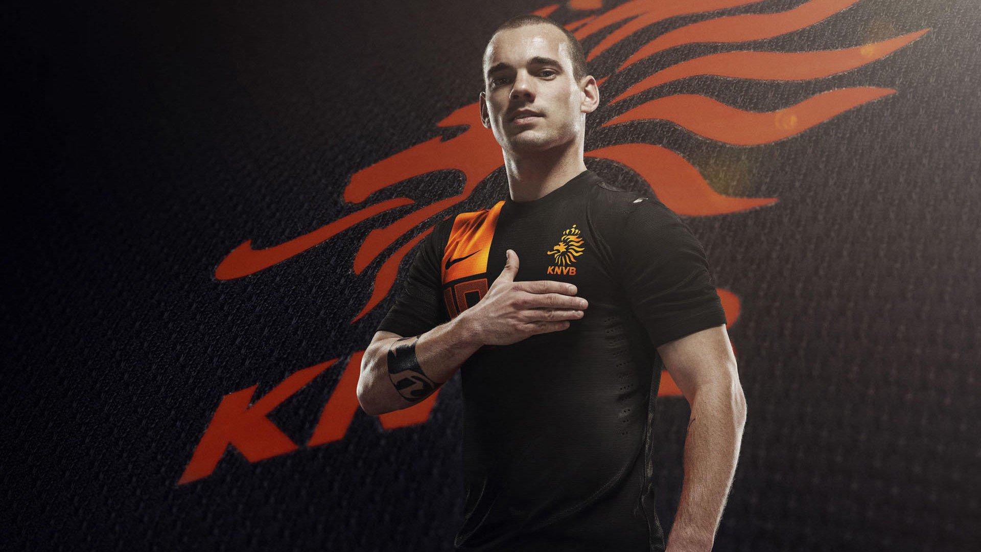 英超豪门引爆南美新星争夺战 切尔西利物浦竞逐厄瓜多尔15岁防线天才奥多涅斯