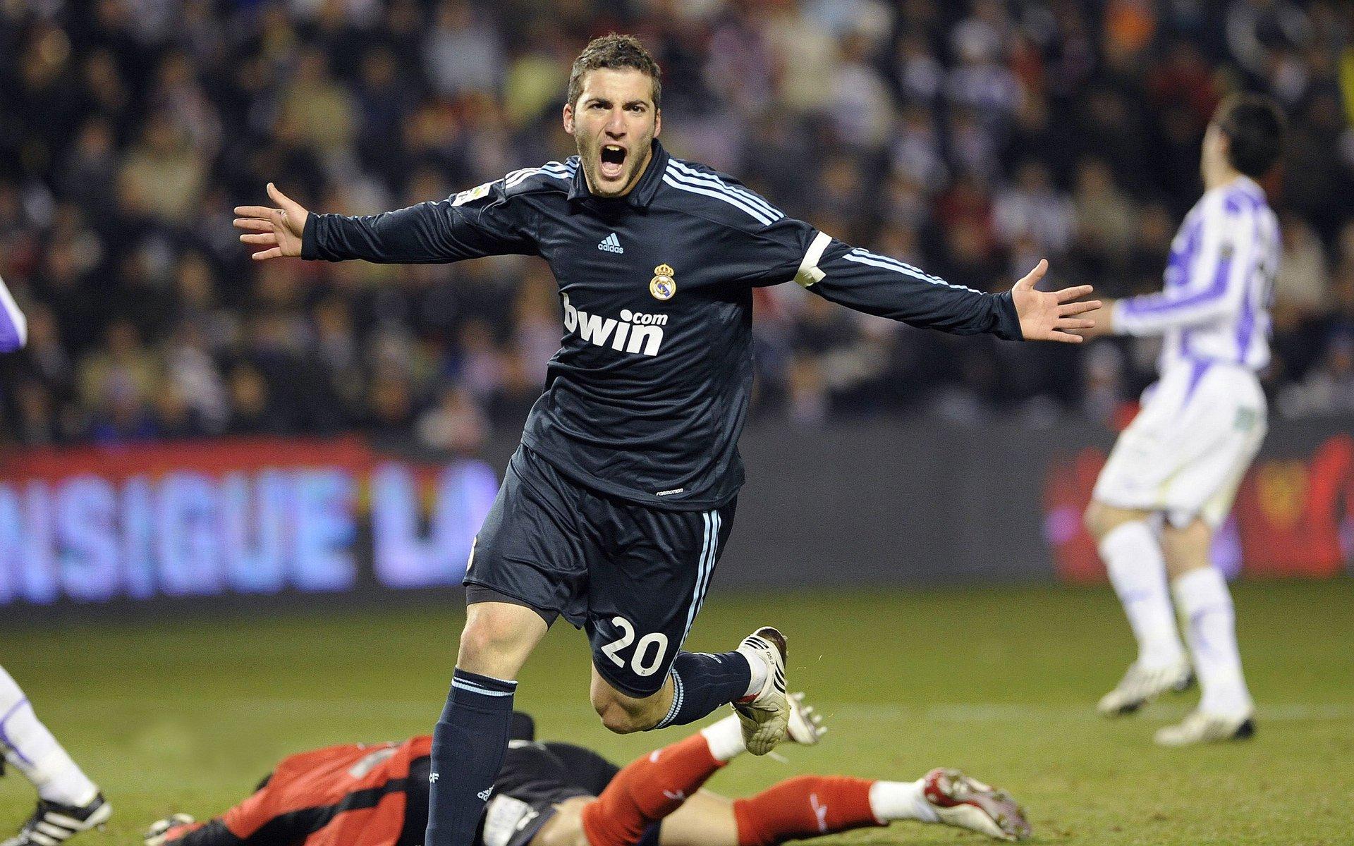 Opta全球俱乐部实力榜出炉,枪手登顶,拜仁巴黎紧随,维拉异军突起引热议