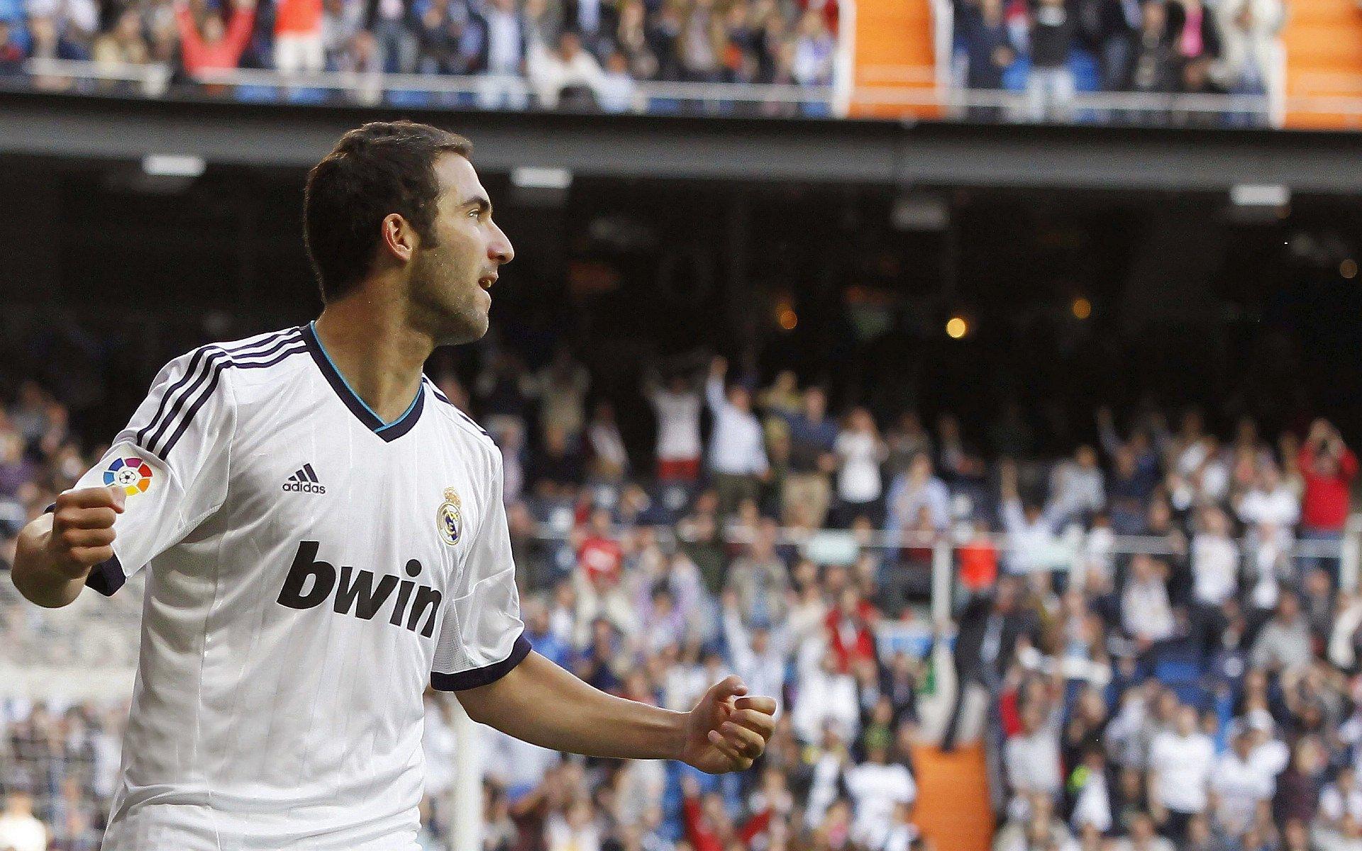 哈兰德谈双蓝会焦点,吕迪格与阿森西奥开场即施压,坦言对抗是比赛的一部分